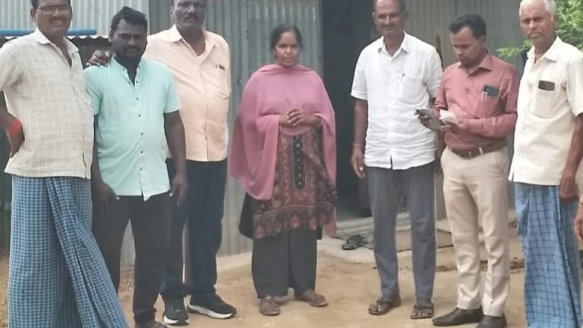 అల్వాల గ్రామంలో ముమ్మరంగా ఇందిరమ్మ గృహాల వెరిఫికేషన్